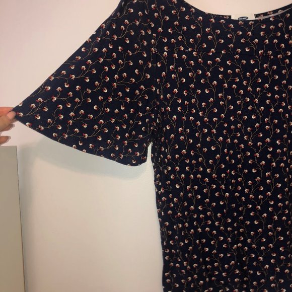 Old Navy Floral Top - Picture 3 of 3